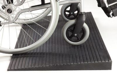RC1142 Rubber Threshold Ramps