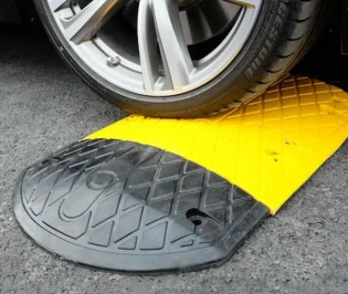 Heavy-Duty Speed Bumps – 60mm (10mph)